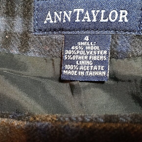 ANN TAYLOR Plaid Pleated Wool Skirt 4R - EUC - Picture 4 of 10